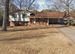 Pre-foreclosure in  Briarwood Ave Eastaboga, AL 36260