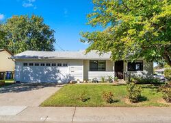 Pre-foreclosure in  Mills Acres Cir Rancho Cordova, CA 95670