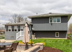 Pre-foreclosure in  Maryknoll Dr Lockport, IL 60441