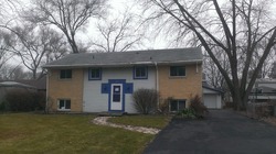 Pre-foreclosure in  VERNON DR Bolingbrook, IL 60440