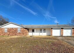 Pre-foreclosure in  S Taft St Pine Bluff, AR 71603