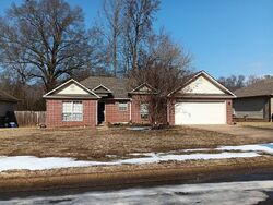 Pre-foreclosure in  Shamsie Dr Ward, AR 72176