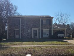 Pre-foreclosure in  E BARTON AVE West Memphis, AR 72301