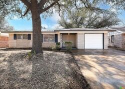 Pre-foreclosure in  Glenwood Dr Temple, TX 76502