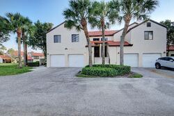 Pre-foreclosure in  Via De Casas Sur  Boynton Beach, FL 33426