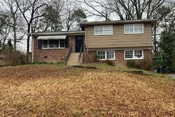 Pre-foreclosure in  Sandhurst Dr Forest Park, GA 30297