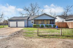 Pre-foreclosure in  FM 646 RD N Santa Fe, TX 77510