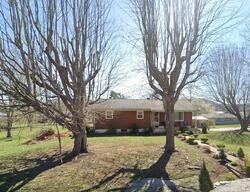 Pre-foreclosure in  Lockett St Monticello, KY 42633
