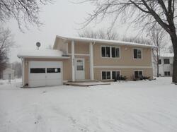 Pre-foreclosure in  QUEEN AVE N Minneapolis, MN 55444