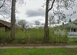 Pre-foreclosure in  Casimir St Saginaw, MI 48601