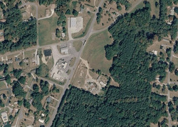 Pre-foreclosure in  River Hills Cir Gadsden, AL 35907