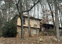 Pre-foreclosure in  Kings Point Ct Riverdale, GA 30296