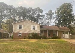 Pre-foreclosure in  S Carter Dr Jonesboro, GA 30236