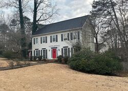 Pre-foreclosure in  Verbena Dr Nw Acworth, GA 30102