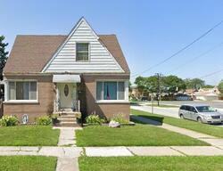 Pre-foreclosure in  W 56th Pl Summit Argo, IL 60501