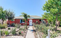 Pre-foreclosure in  E 7th Ave Aurora, CO 80011
