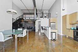 Pre-foreclosure in  NE 4TH AVE  Delray Beach, FL 33483