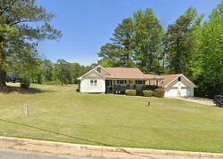 Pre-foreclosure in  Edinburg Dr Winston, GA 30187