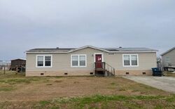 Pre-foreclosure in  Myrtle Dr Lockport, LA 70374