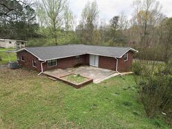 Jeffie Craven Rd, Laurel MS