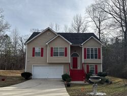 Pre-foreclosure in  Lifford Ct Hampton, GA 30228