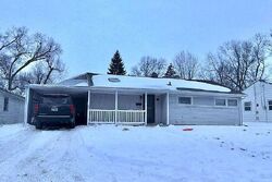 Pre-foreclosure in  Forrest Ave Paris, IL 61944
