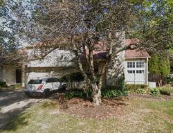 Pre-foreclosure in  Bayside Way Indianapolis, IN 46250