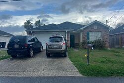 Pre-foreclosure in  Avenue M Belle Chasse, LA 70037
