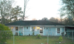 Pre-foreclosure in  S PALMETTO ST Walker, LA 70785