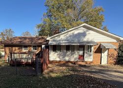  Eagle Peak Dr, Charlotte NC