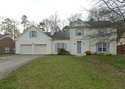 Pre-foreclosure in  Foxfield Ln Matthews, NC 28105