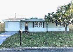 Pre-foreclosure in  Beechwood Dr Holiday, FL 34691