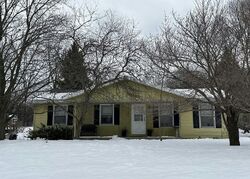 Pre-foreclosure in  Rowland Ave Se Grand Rapids, MI 49546
