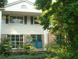 Pre-foreclosure in  Abbey Ct Rochester, MI 48307