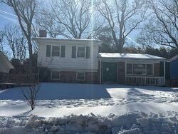 Pre-foreclosure in  Macon Rd Rockville, MD 20852