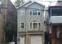 Pre-foreclosure in  GODWIN AVE Paterson, NJ 07501