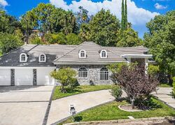Pre-foreclosure in  Winnetka Ave Woodland Hills, CA 91364