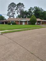 Pre-foreclosure in  Castle Rd Alexandria, LA 71303
