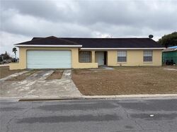 Pre-foreclosure in  Aspenwood Cir Kissimmee, FL 34743