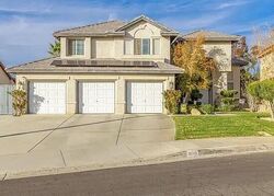 Pre-foreclosure in  Dee Dee Ct Lancaster, CA 93536
