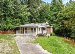 Pre-foreclosure in  Mayfield Rd Alpharetta, GA 30009