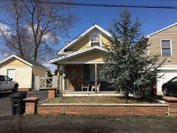 Pre-foreclosure in  SHORE RD Keyport, NJ 07735