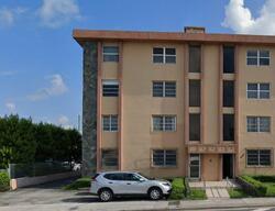  Nw 7th St , Miami FL