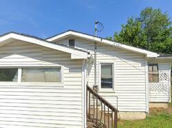 Pre-foreclosure in  Childers Ln Jackson, KY 41339