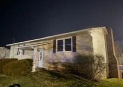 Pre-foreclosure in  Cynthia Dr Monticello, KY 42633