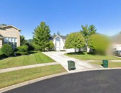 Pre-foreclosure in  Deercrest Ln Northbrook, IL 60062