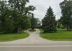 Pre-foreclosure in  Apple Rd Waterford, WI 53185