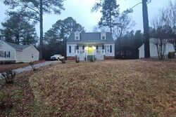 Pre-foreclosure in  Stonewood Manor Dr Petersburg, VA 23803