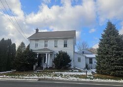  W Mountain View Dr, Walnutport PA