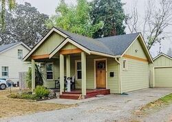 Pre-foreclosure in  18TH ST SE Salem, OR 97302